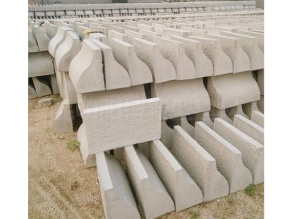 云南混凝土路沿石的施工工藝需要注意哪些細節(jié)？